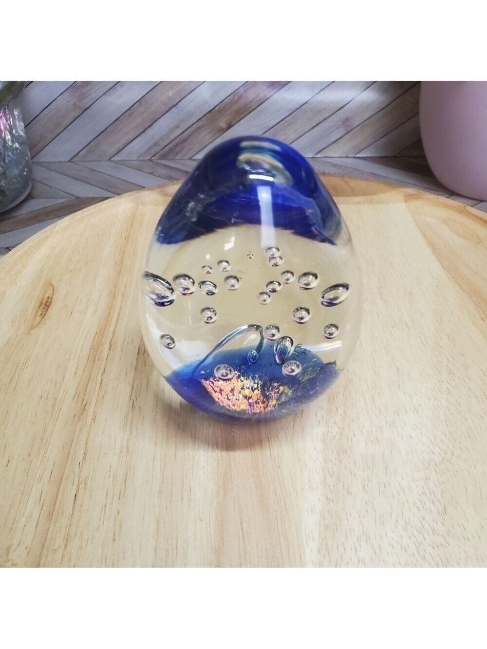Beautiful Vintage Oval Bubble Under Water Paper Weight 3" Tall